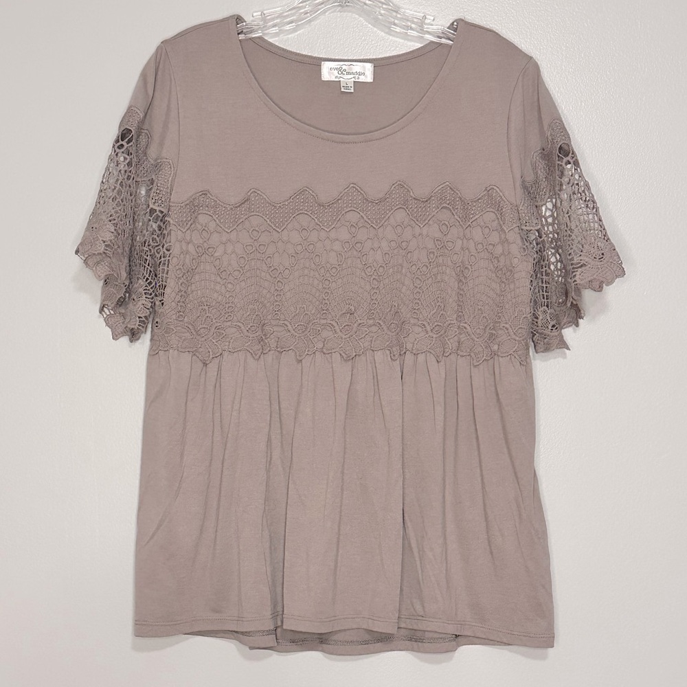Women's Crochet Flowy Top